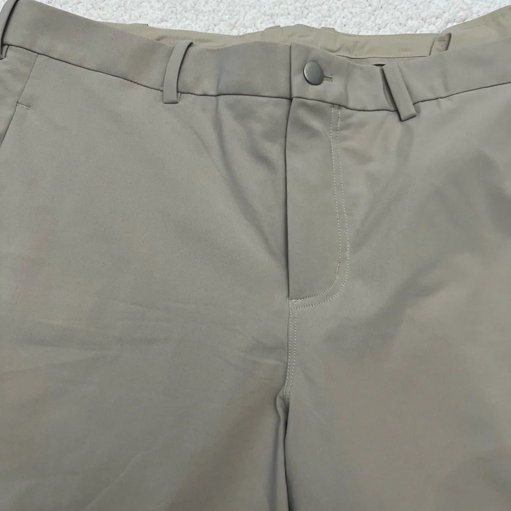 lululemon athletica Men's Hybrid Shorts - Gray NWT